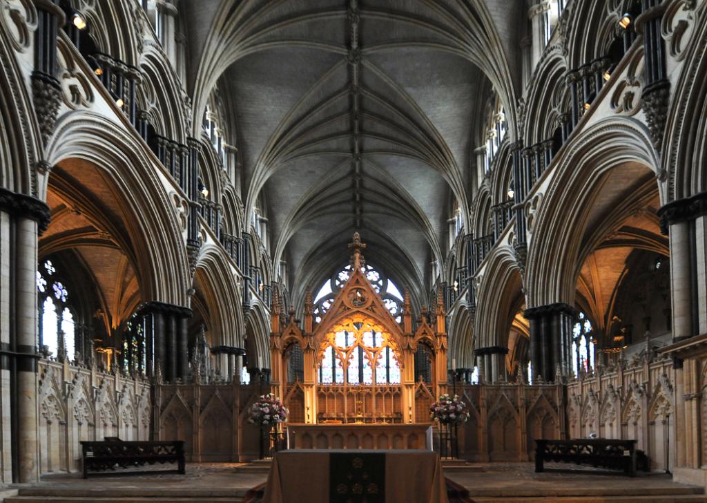Lincoln_Cathedral_2.jpg