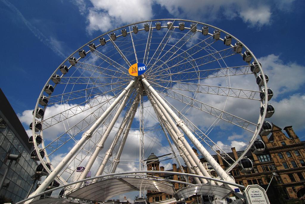 Manchester_wheel.jpg - Manchester Wheel 1