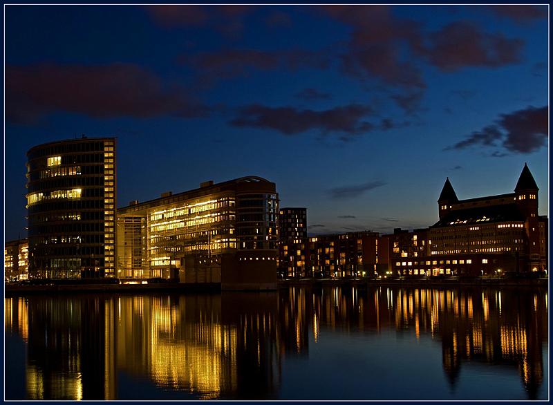 fb_midtermolen_2.jpg - Nordhavnen by Night 2